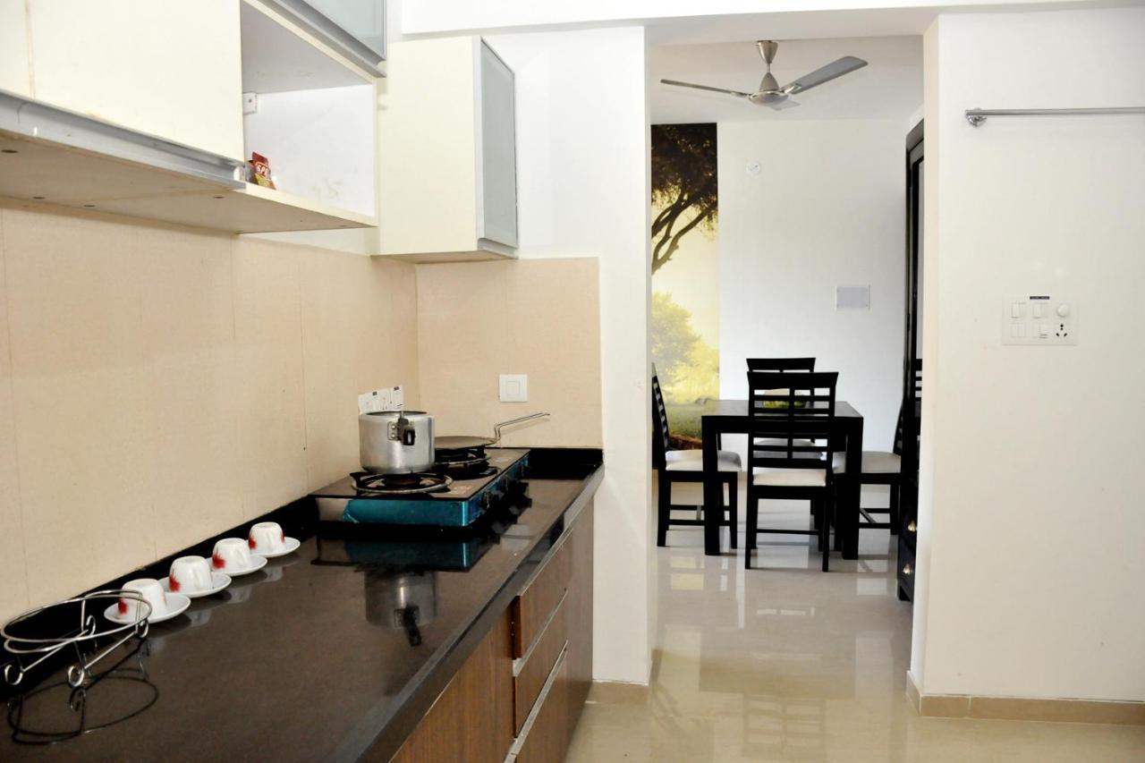 2Bhk Lake View Apartment Lavasa Eksteriør bilde